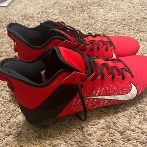 Football cleats